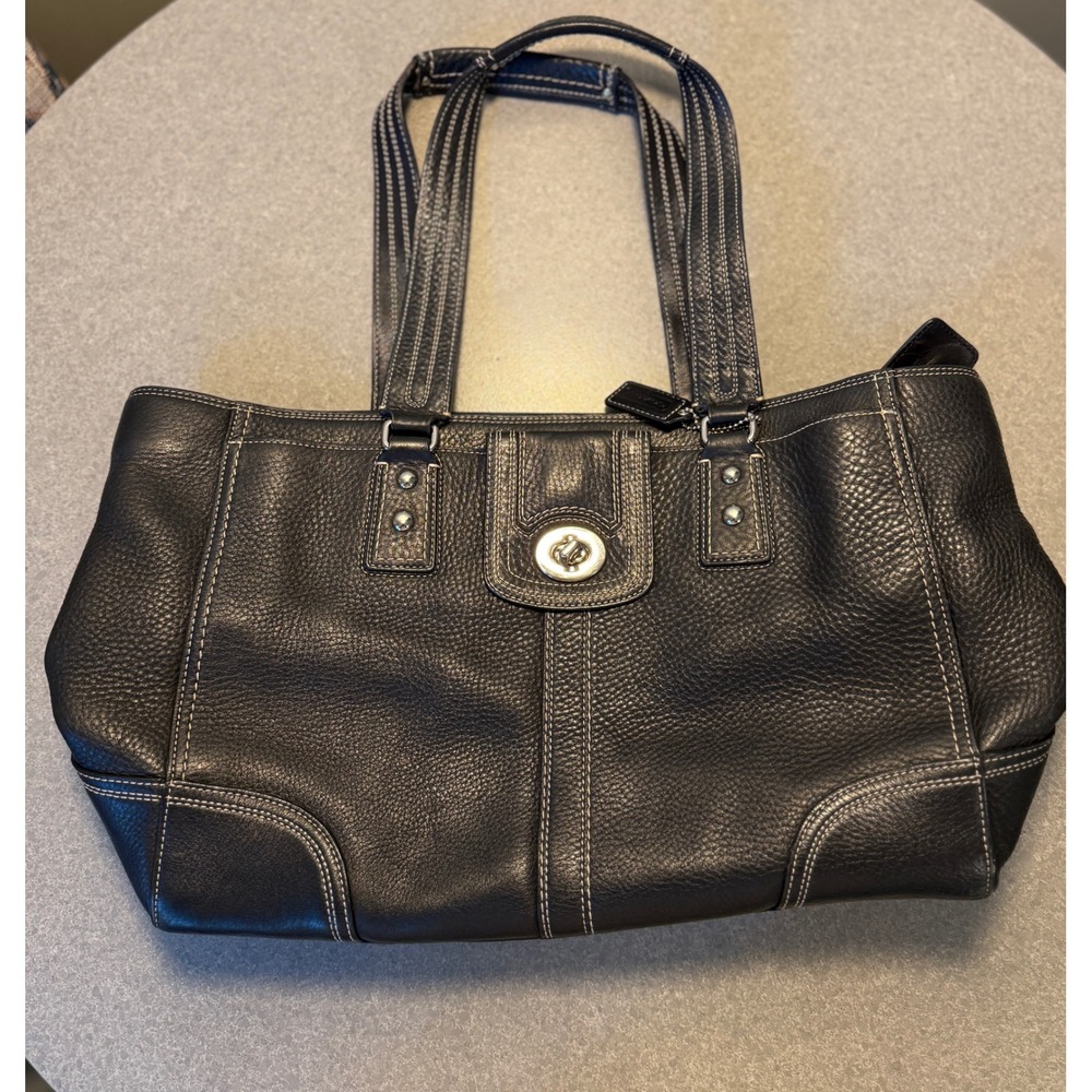 Coach Black Pebbled Leather Tote Bag White Stitching Turnlock Shoulder Bag